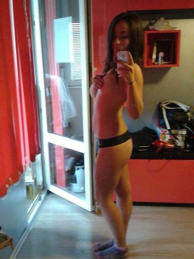 Meet Melanie (29) from Tennessee | Explicit Casual Dating