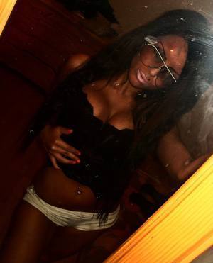 Lindsey, 29, Miami, FL local dating profile photo