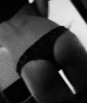 Meet Allison (18) from California | Explicit Casual Dating