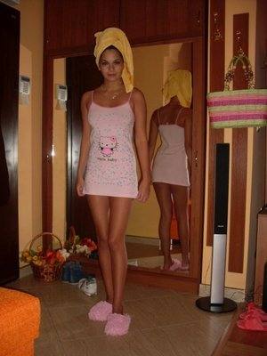 Robyn (23) in New York | Direct Adult Encounters