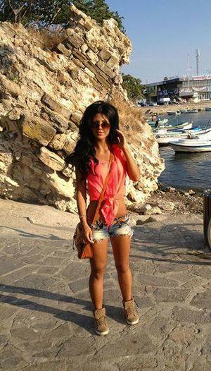 Tia, 29, Pennsylvania | No-Nonsense Hookup Profile