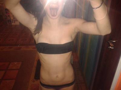 Photo of Miriam (29) from Wesley Chapel, FL dating profile