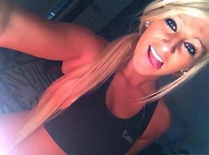 Meet Gretchen (19) from California | Explicit Casual Dating