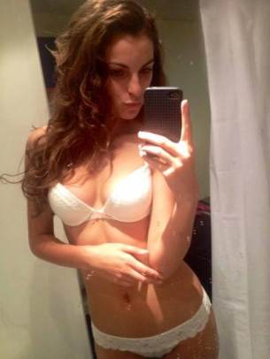 Vivian (26), Bronx, NY adult dating profile image