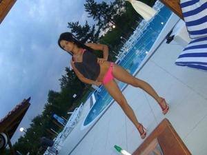 Meet Alyssa (27) from Pennsylvania | Explicit Casual Dating