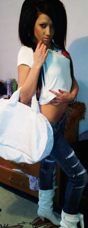 Tiara (25) in Illinois | Direct Adult Encounters