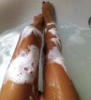 Meet Jenna (18) from California | Explicit Casual Dating