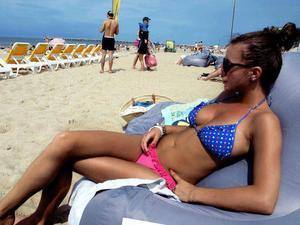 Meet Michelle (21) from California | Explicit Casual Dating