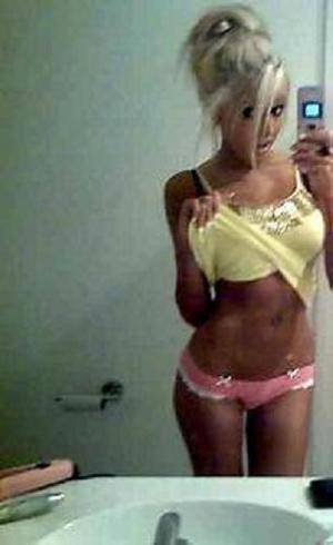 Meet Ali (19) from California | Explicit Casual Dating