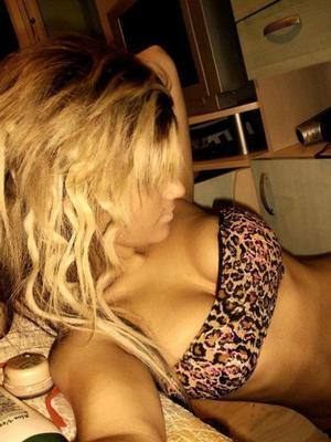Meet Christen (20) from Ohio | Explicit Casual Dating
