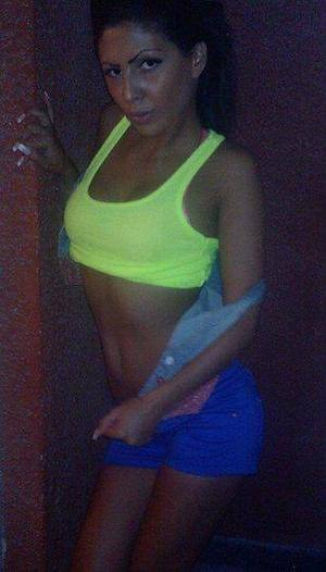 Destini (30) from San Diego, CA profile image