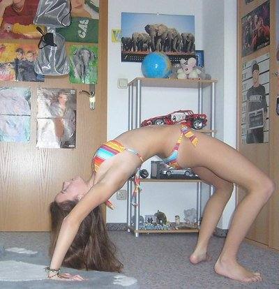 Dating profile image of Elaina, age 21, Miami, FL