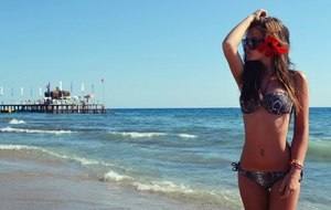 Meet Lesley (30) from Illinois | Explicit Casual Dating