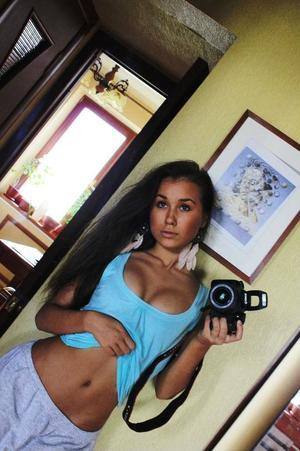 Camilla, 19, Texas | No-Nonsense Hookup Profile