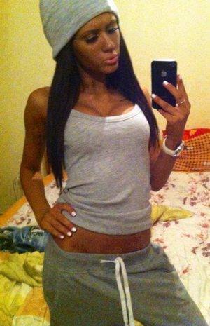 Meet Anabel (25) from New York | Explicit Casual Dating
