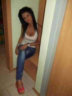 Meet Juliana (28) from California | Explicit Casual Dating