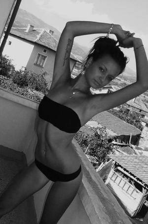 Anne, 20, New York | No-Nonsense Hookup Profile