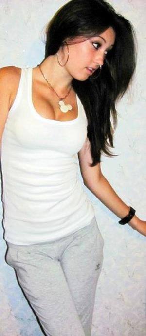 Alayna, 25, California | No-Nonsense Hookup Profile