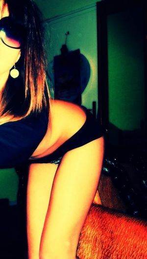 Adult dating profile photo of Monica (21) in New York