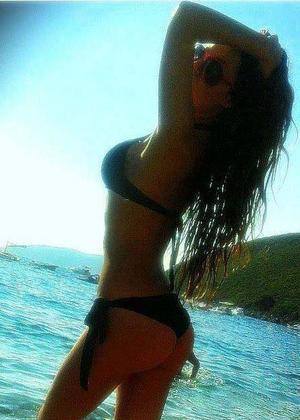 Savanah (19) in Washington | Direct Adult Encounters