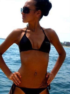 Meet Lydia (19) from New York | Explicit Casual Dating