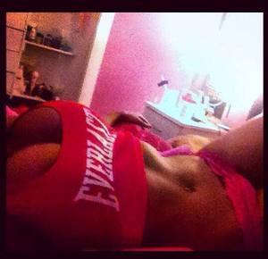 Meet Erin (19) from New York | Explicit Casual Dating