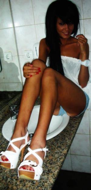 Connect with Nichole (29) | Washington Adult Fun