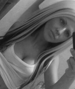 Meet Penelope (22) from Puerto Rico | Explicit Casual Dating