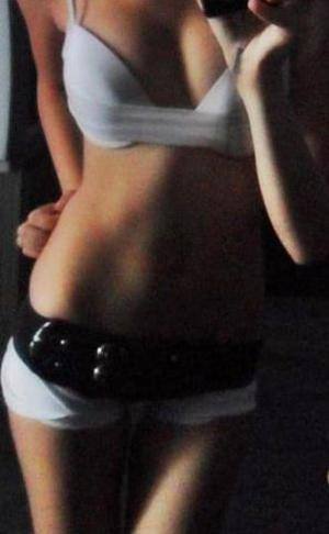 Meet Charlotte (18) from Louisiana | Explicit Casual Dating