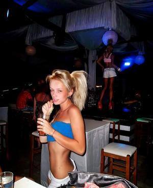 Macey (18) in Pennsylvania | Direct Adult Encounters