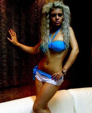 Johana from New Hampshire is looking for adult webcam chat