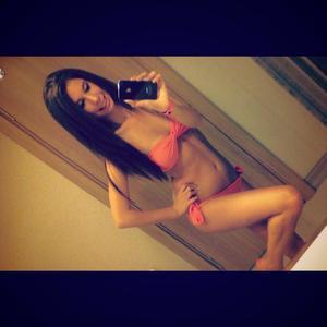 Aracelis is a cheater looking for a guy like you!