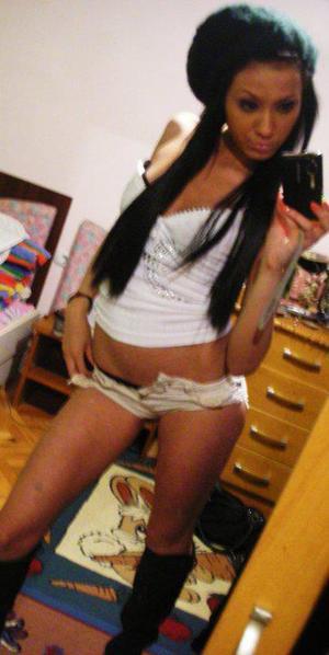 Caroyln is a cheater looking for a guy like you!