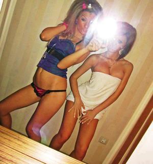 Altha from Alabama is looking for adult webcam chat