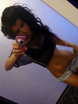Thersa from Iowa is looking for adult webcam chat