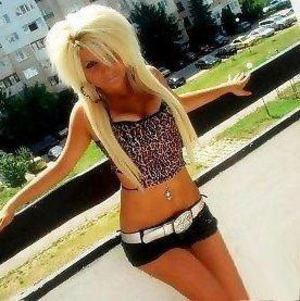 Hayley from New York is looking for adult webcam chat