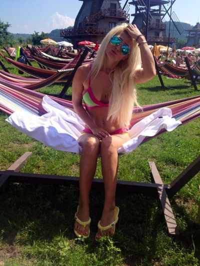 Michaela from Hawaii is interested in nsa sex with a nice, young man