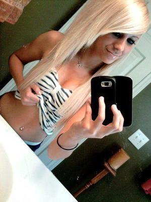 Sharla from Colorado is looking for adult webcam chat