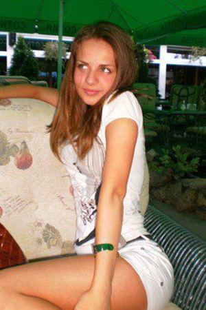 Iona from Manti, Utah is looking for adult webcam chat