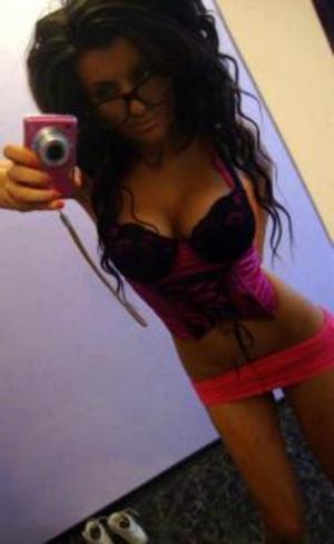 Donya from New Jersey is interested in nsa sex with a nice, young man