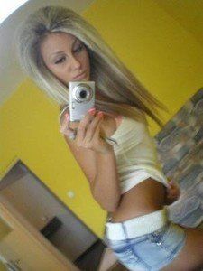 Flirt with Arizona Babe Taniyah (19) Tonight